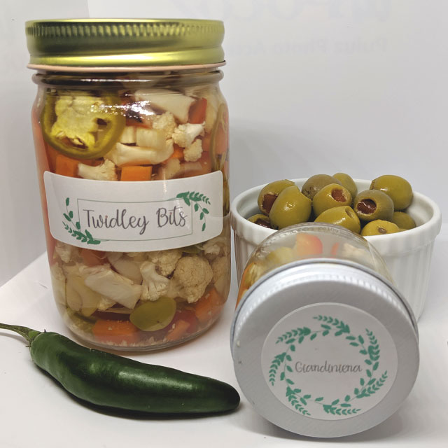 Image of Chicago-Style Pickled Giardiniera Pickles by Twidley Bits